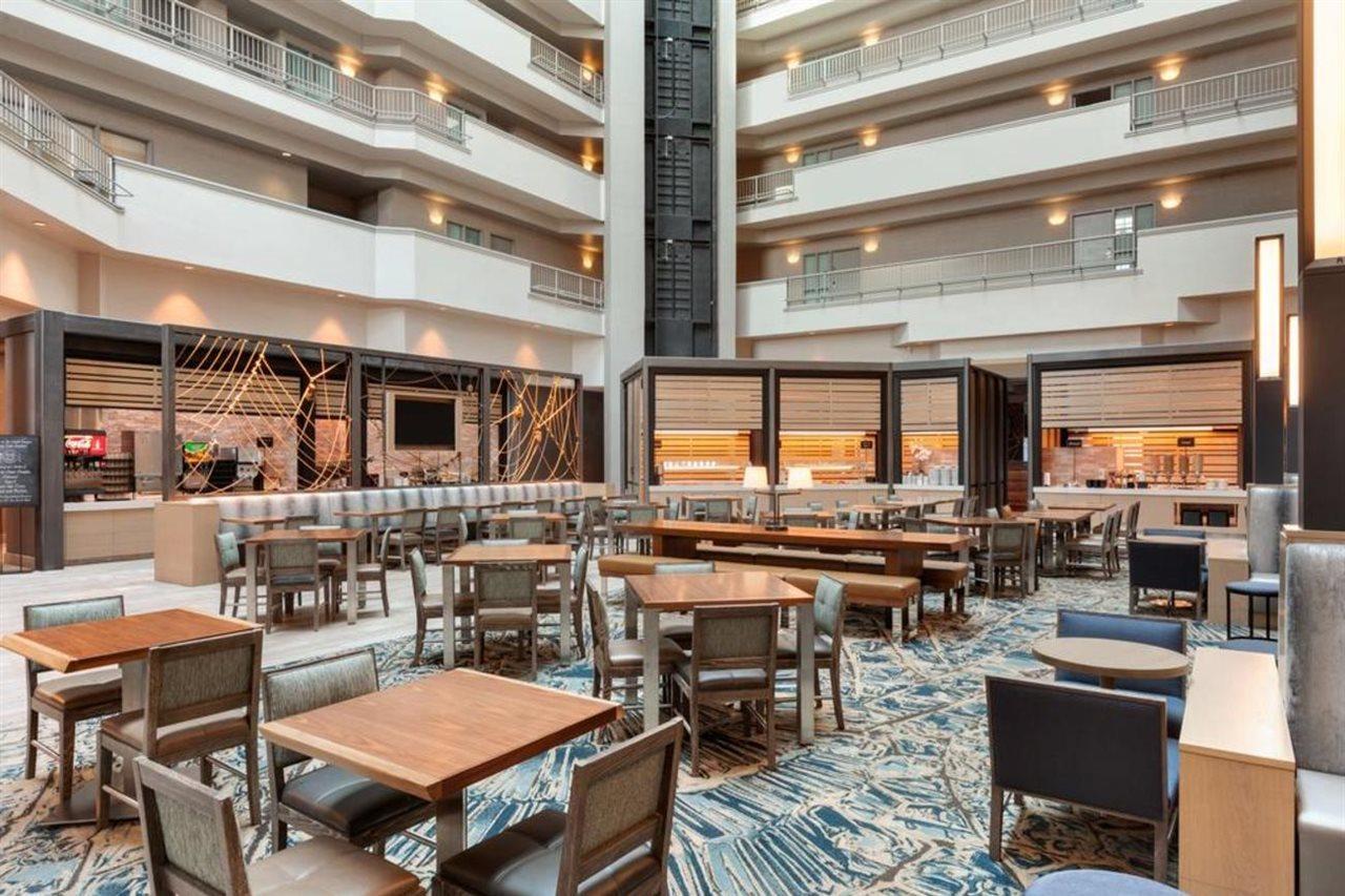 Embassy Suites By Hilton Monterey Bay Seaside Buitenkant foto
