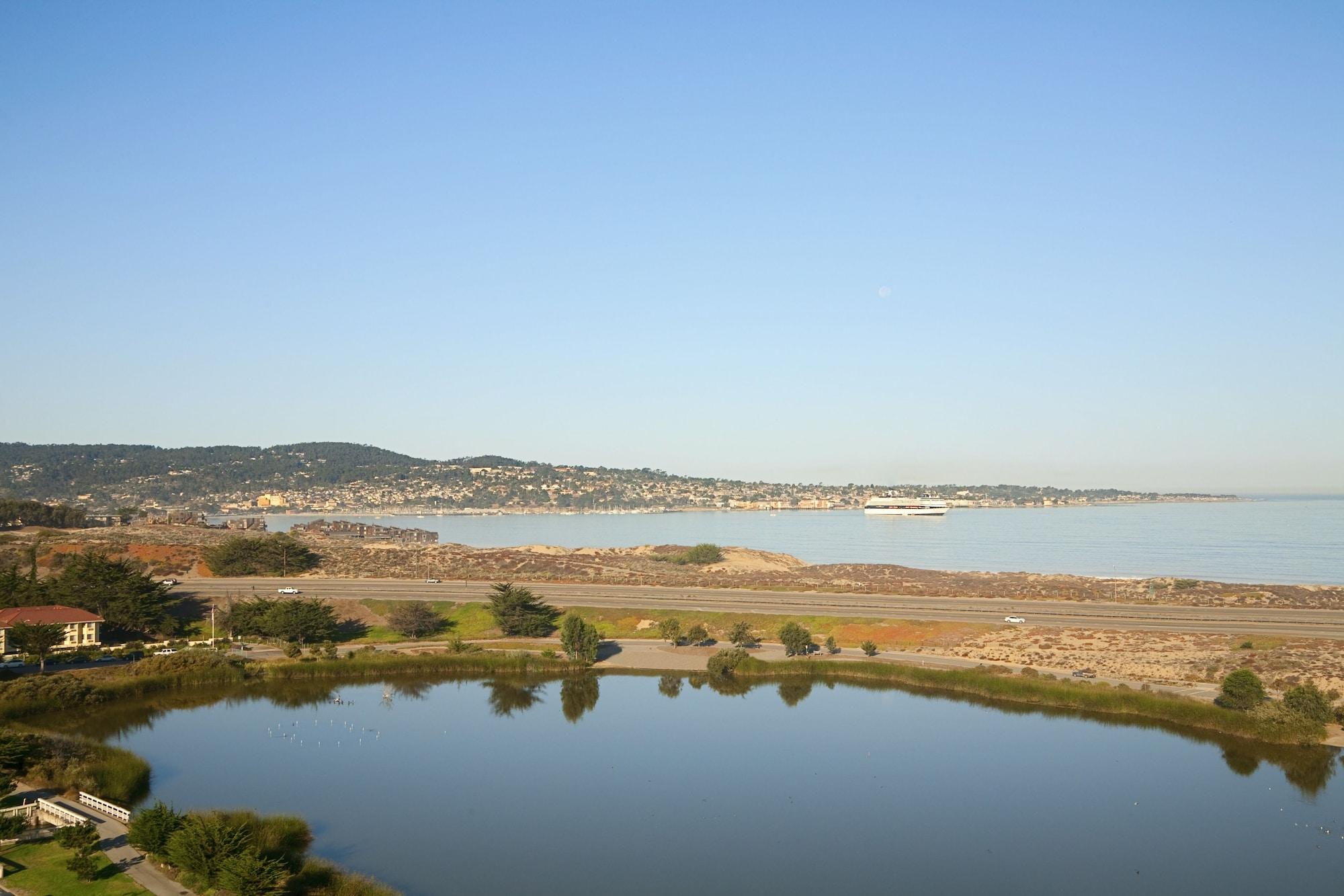 Embassy Suites By Hilton Monterey Bay Seaside Buitenkant foto