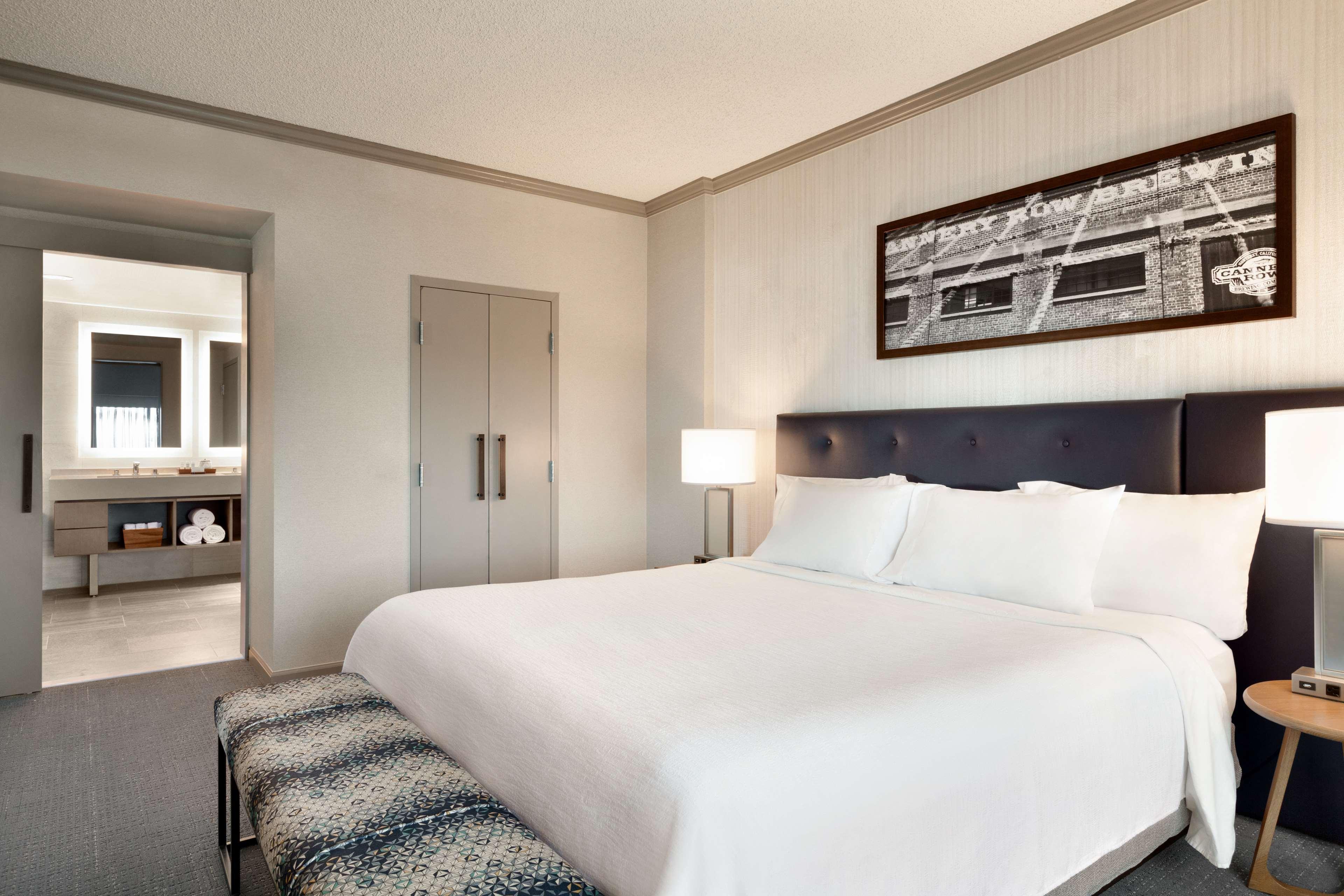 Embassy Suites By Hilton Monterey Bay Seaside Buitenkant foto