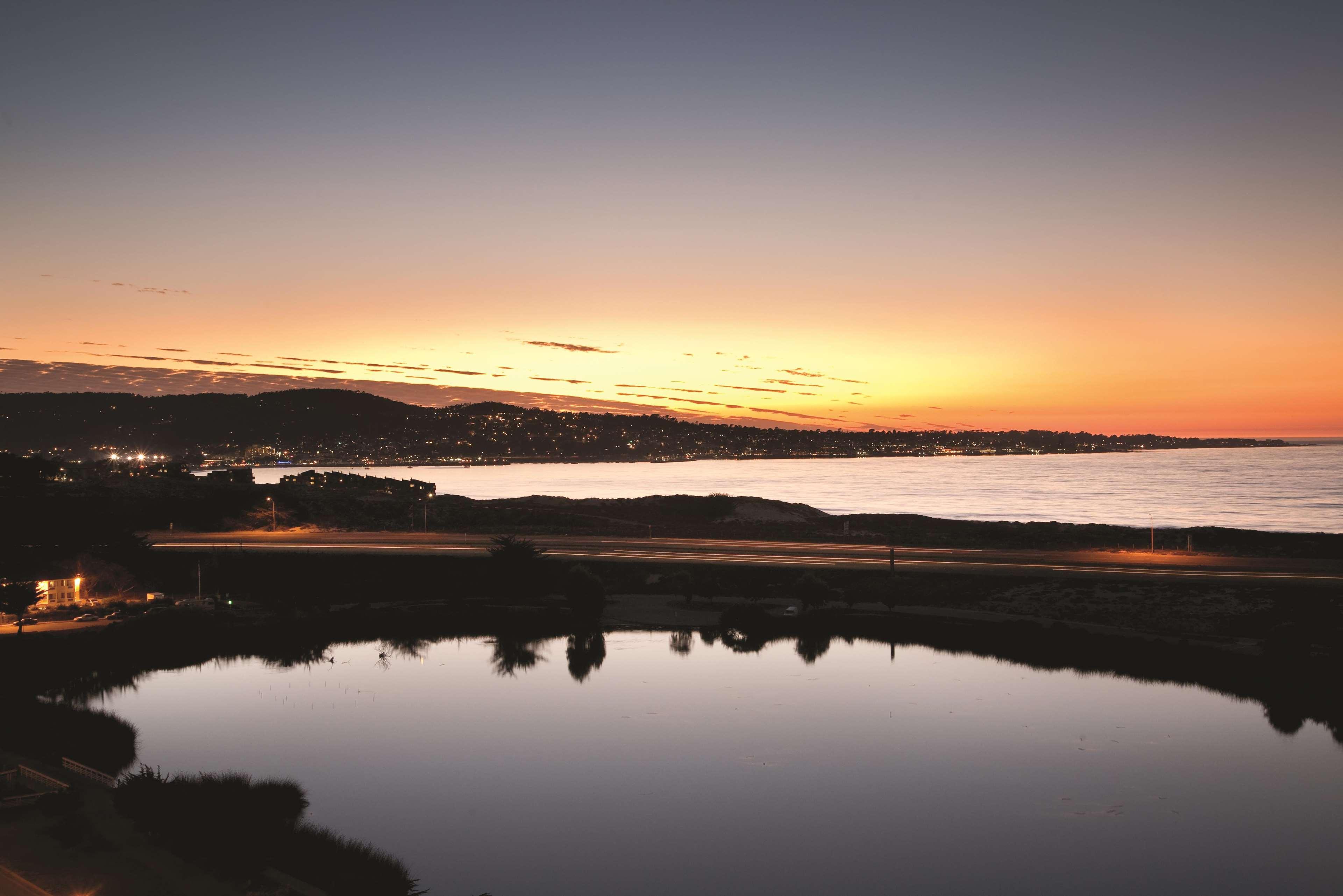 Embassy Suites By Hilton Monterey Bay Seaside Buitenkant foto