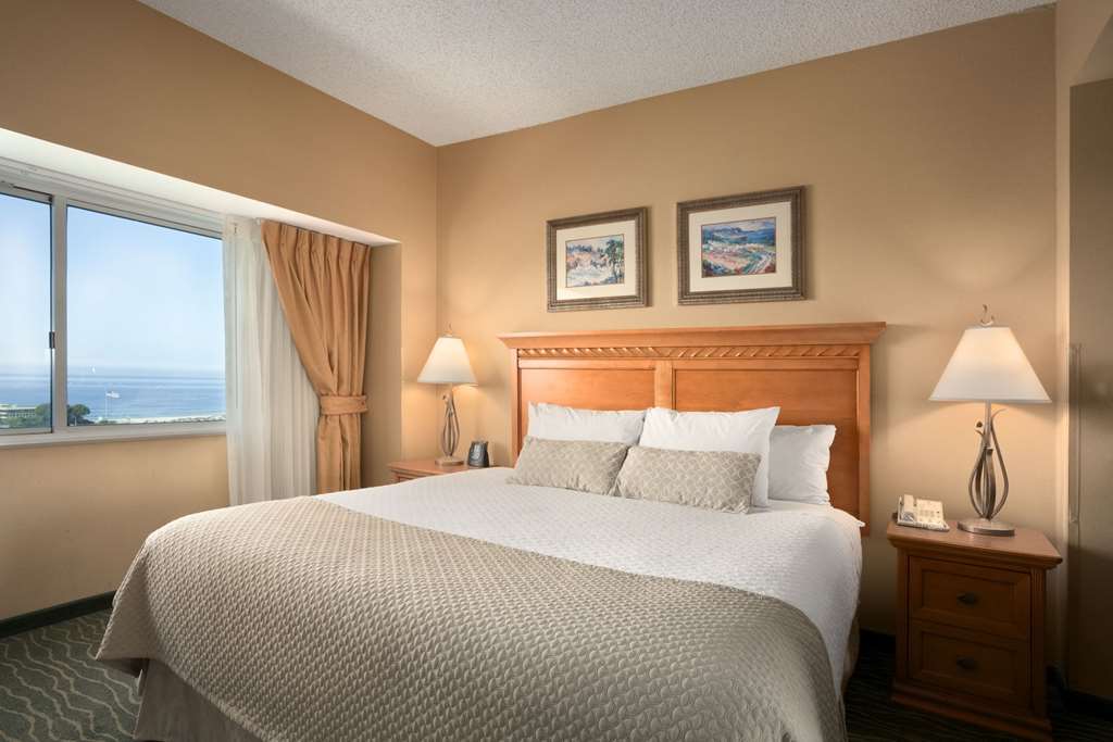Embassy Suites By Hilton Monterey Bay Seaside Kamer foto